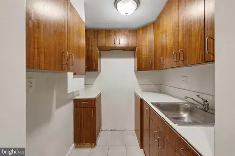 Kitchen - 7733 Durer Ct, Springfield, VA 22153 photo 7 of 7