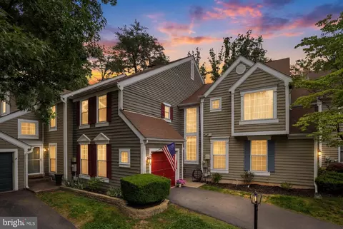 11757 Arbor Glen Way, Reston, VA 20194