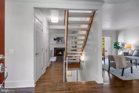 Entry Way - 1518 Farsta Ct, Reston, VA 20190 photo 1 of 4