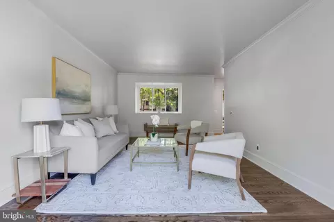 Living - 1518 Farsta Ct, Reston, VA 20190 photo 3 of 5