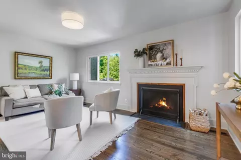 Living - 1518 Farsta Ct, Reston, VA 20190 photo 5 of 5