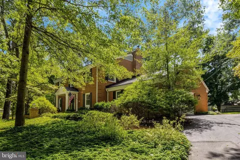 Other - 10015 Saddle Rd, Vienna, VA 22181 photo 19 of 20