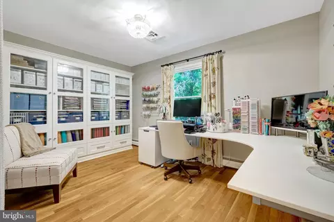 Other - 10015 Saddle Rd, Vienna, VA 22181 photo 9 of 20
