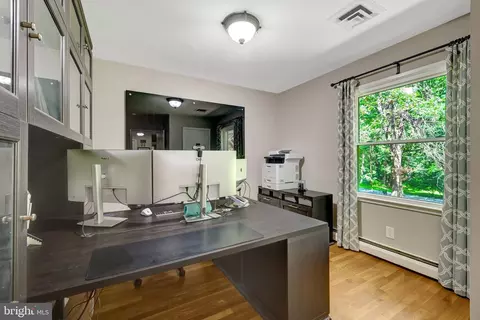 Other - 10015 Saddle Rd, Vienna, VA 22181 photo 8 of 20