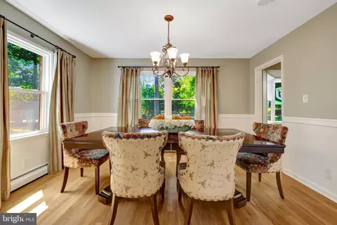 Dining - 10015 Saddle Rd, Vienna, VA 22181 photo 1 of 4