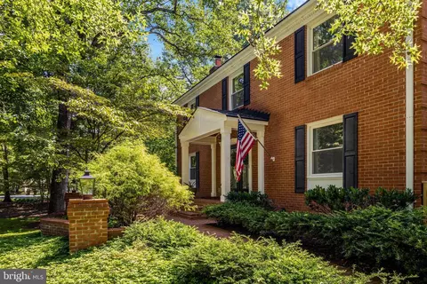 Other - 10015 Saddle Rd, Vienna, VA 22181 photo 18 of 20