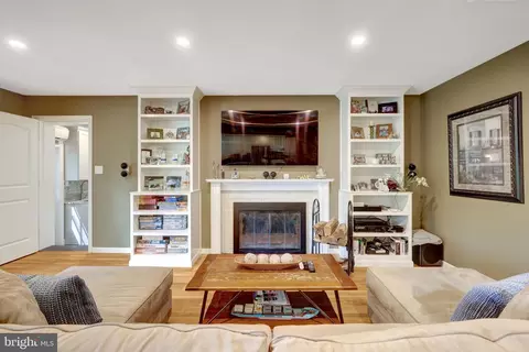 Other - 10015 Saddle Rd, Vienna, VA 22181 photo 4 of 20