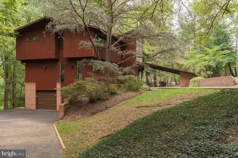 Exterior - 1330 Potomac School Rd, Mclean, VA 22101 photo 11 of 11