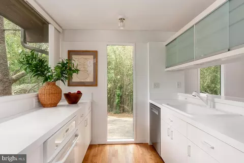 Kitchen - 1330 Potomac School Rd, Mclean, VA 22101 photo 2 of 2