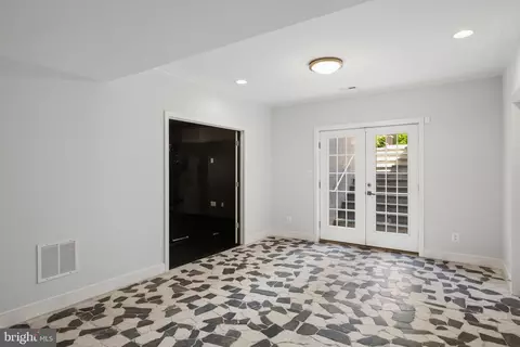 Other - 6130 Ramshorn Dr, Mclean, VA 22101 photo 9 of 17