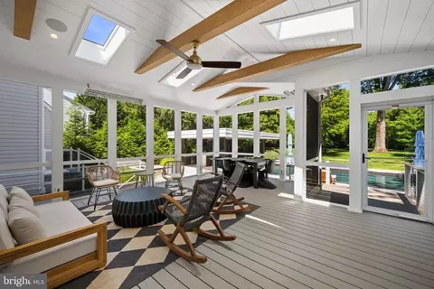 Exterior - 6130 Ramshorn Dr, Mclean, VA 22101 photo 3 of 12