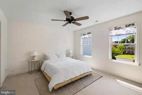 Bedroom - 6130 Ramshorn Dr, Mclean, VA 22101 photo 2 of 4