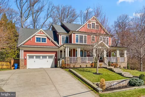 7602 Virginia Ln, Falls Church, VA 22043