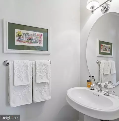 Other - 1168 Wimbledon Dr, Mclean, VA 22101 photo 3 of 6