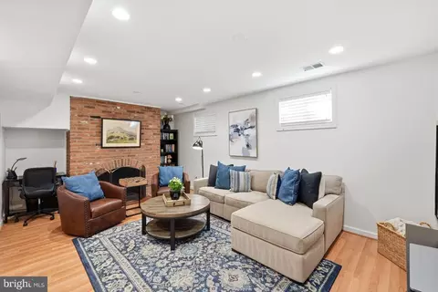 Other - 1168 Wimbledon Dr, Mclean, VA 22101 photo 4 of 6
