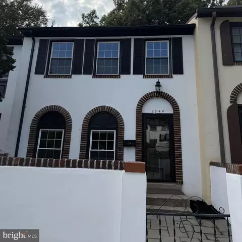 2948 Espana Ct, Fairfax, VA 22031