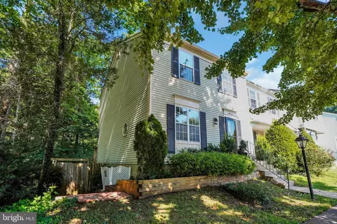 Exterior - 14856 Basingstoke Loop, Centreville, VA 20120 photo 4 of 7