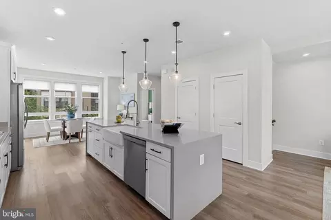 Entry Way - 1650 Bandit Loop, Reston, VA 20190 photo 2 of 5