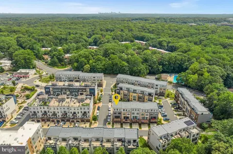 View/Area - 1650 Bandit Loop, Reston, VA 20190 photo 2 of 6