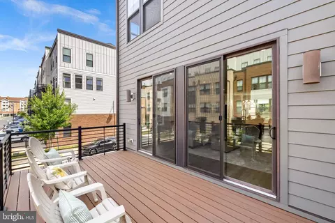 Exterior - 1650 Bandit Loop, Reston, VA 20190 photo 7 of 11