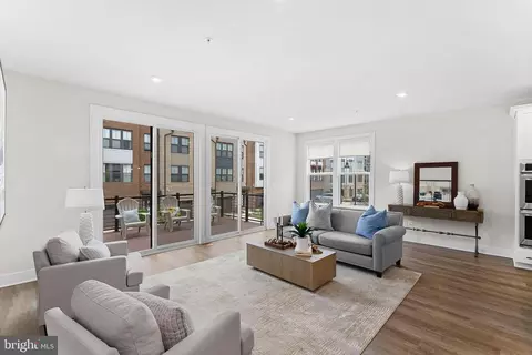 Living - 1650 Bandit Loop, Reston, VA 20190 photo 1 of 3