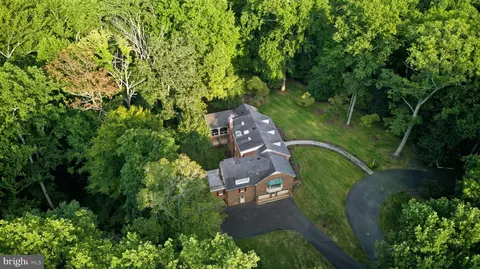 Other - 9187 Old Dominion Dr, Mclean, VA 22102 photo 17 of 31