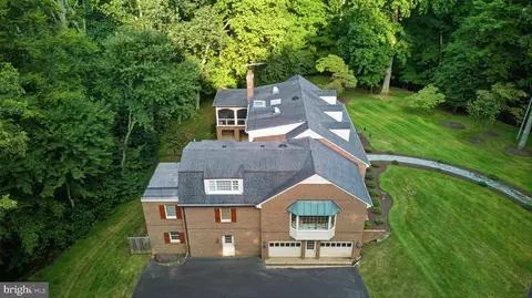 Other - 9187 Old Dominion Dr, Mclean, VA 22102 photo 9 of 31