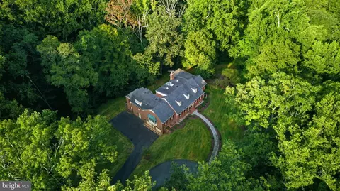 Other - 9187 Old Dominion Dr, Mclean, VA 22102 photo 15 of 31