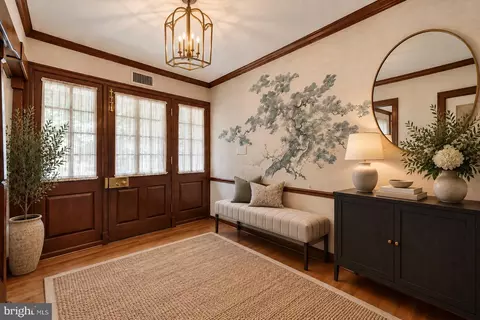 Entry Way - 9187 Old Dominion Dr, Mclean, VA 22102 photo 1 of 14