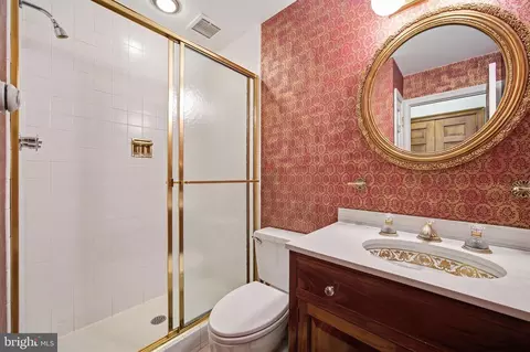 Bath - 9187 Old Dominion Dr, Mclean, VA 22102 photo 10 of 20