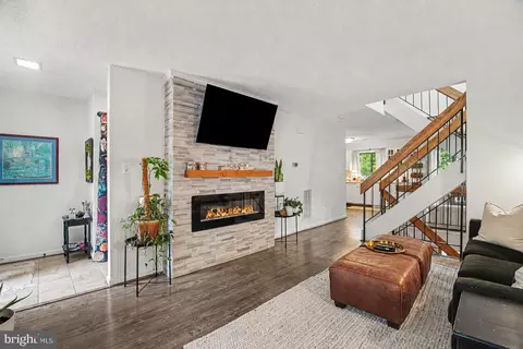 Other - 2104 Cartwright Pl, Reston, VA 20191 photo 2 of 9