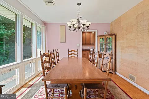 Dining - 1438 Waggaman Cir, Mclean, VA 22101 photo 2 of 2