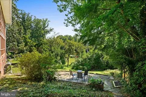 Exterior - 1438 Waggaman Cir, Mclean, VA 22101 photo 4 of 7