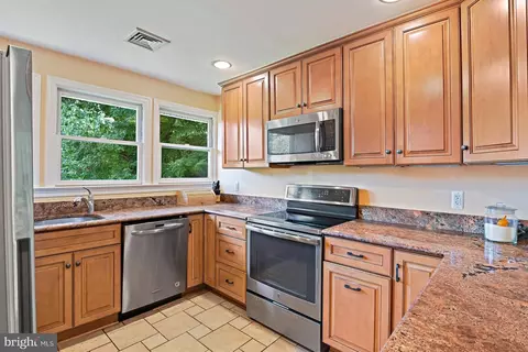Kitchen - 1438 Waggaman Cir, Mclean, VA 22101 photo 1 of 4