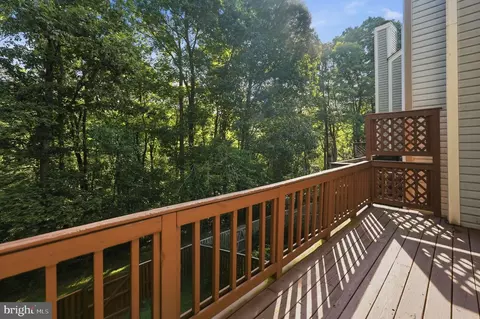 Exterior - 8108 Clifforest Dr, Springfield, VA 22153 photo 2 of 6