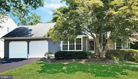 12506 Charles Stewart Ct, Fairfax, VA 22033
