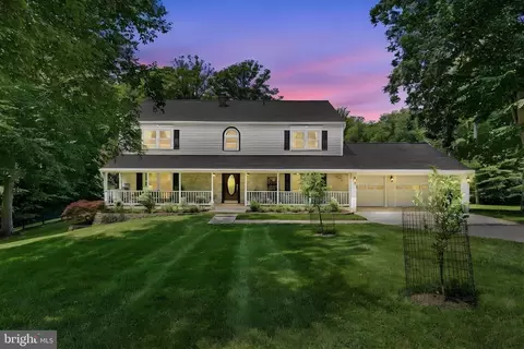 10834 Henderson Rd, Fairfax Station, VA 22039
