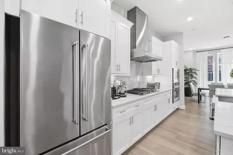 Entry Way - 1874 Easterly Rd, Reston, VA 20190 photo 5 of 8