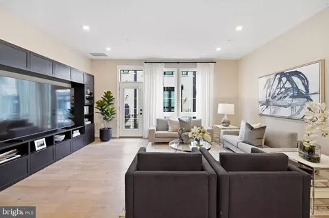 Other - 1874 Easterly Rd, Reston, VA 20190 photo 6 of 37