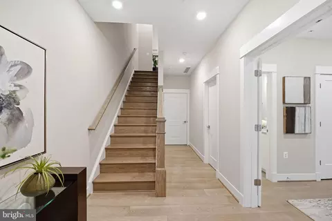 Entry Way - 1874 Easterly Rd, Reston, VA 20190 photo 2 of 8