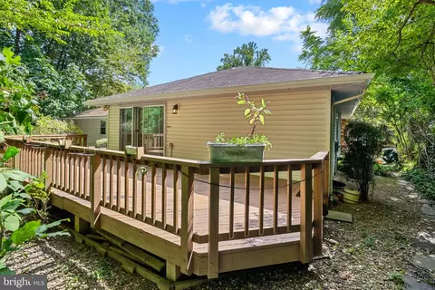 Exterior - 8114 Langbrook Rd, Springfield, VA 22152 photo 4 of 7