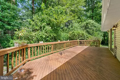 Exterior - 8114 Langbrook Rd, Springfield, VA 22152 photo 3 of 7
