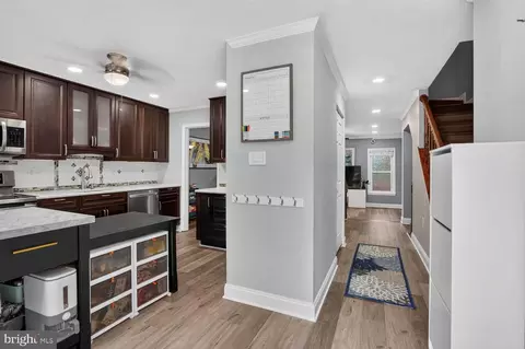 Entry Way - 7372 Stream Way, Springfield, VA 22152 photo 2 of 5