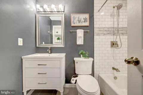 Bath - 12809 Kettering Dr, Herndon, VA 20171 photo 2 of 3