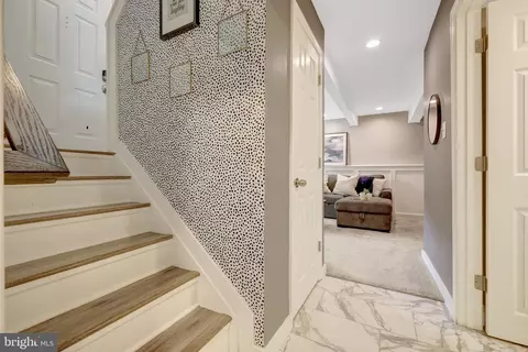 Entry Way - 12809 Kettering Dr, Herndon, VA 20171 photo 3 of 4