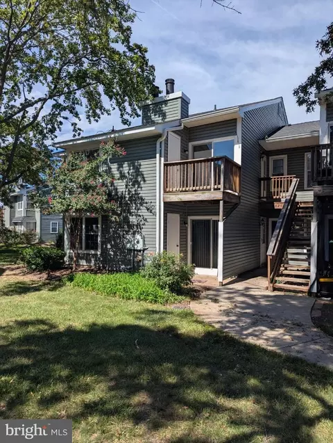 8620 C Beekman Pl #20C, Alexandria, VA 22309