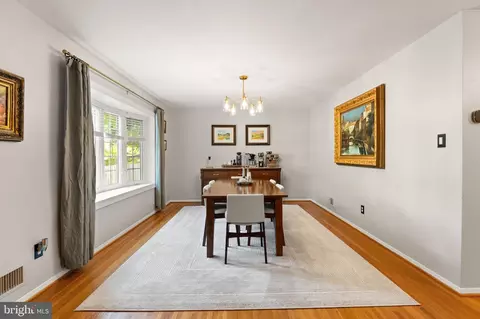 Dining - 8632 Kerry Ln, Springfield, VA 22152 photo 1 of 2