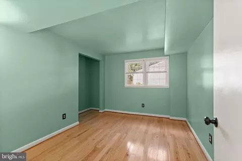 Bedroom - 8632 Kerry Ln, Springfield, VA 22152 photo 7 of 8
