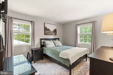 Bedroom - 8632 Kerry Ln, Springfield, VA 22152 photo 5 of 8