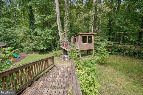 Exterior - 7223 Oriole, Springfield, VA 22150 photo 12 of 15